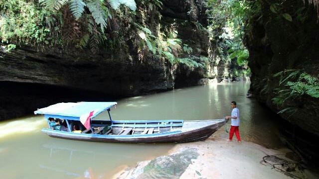 3 Wisata Alam Mempesona di Kampar : Green Canyon Gulamo (Foto : M Syukur, Liputan6.com)