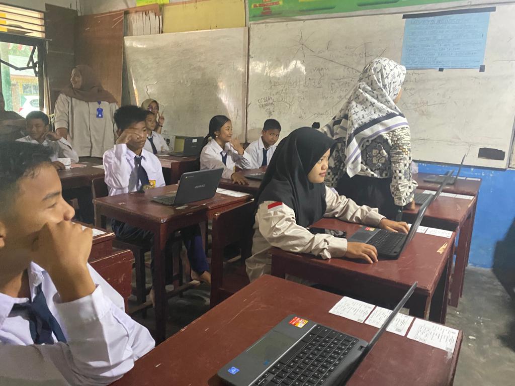 Belajar Sambil Berdampak Dalam Peningkatan Literasi Dan Numerasi Di Kampus Mengajar Angkatan 4 